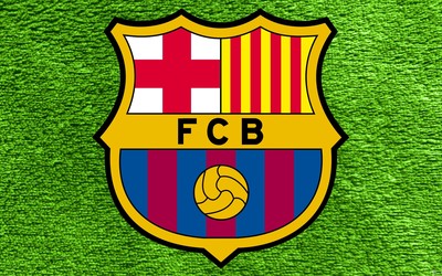 FB体育动态-三笘绯训练中加练任意球