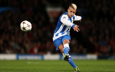 FB体育热评-不看人传球！迪马利亚魔术师