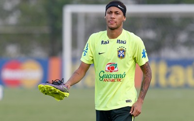 FB体育精华-伊朗队球迷会宣布解散抗议腐败